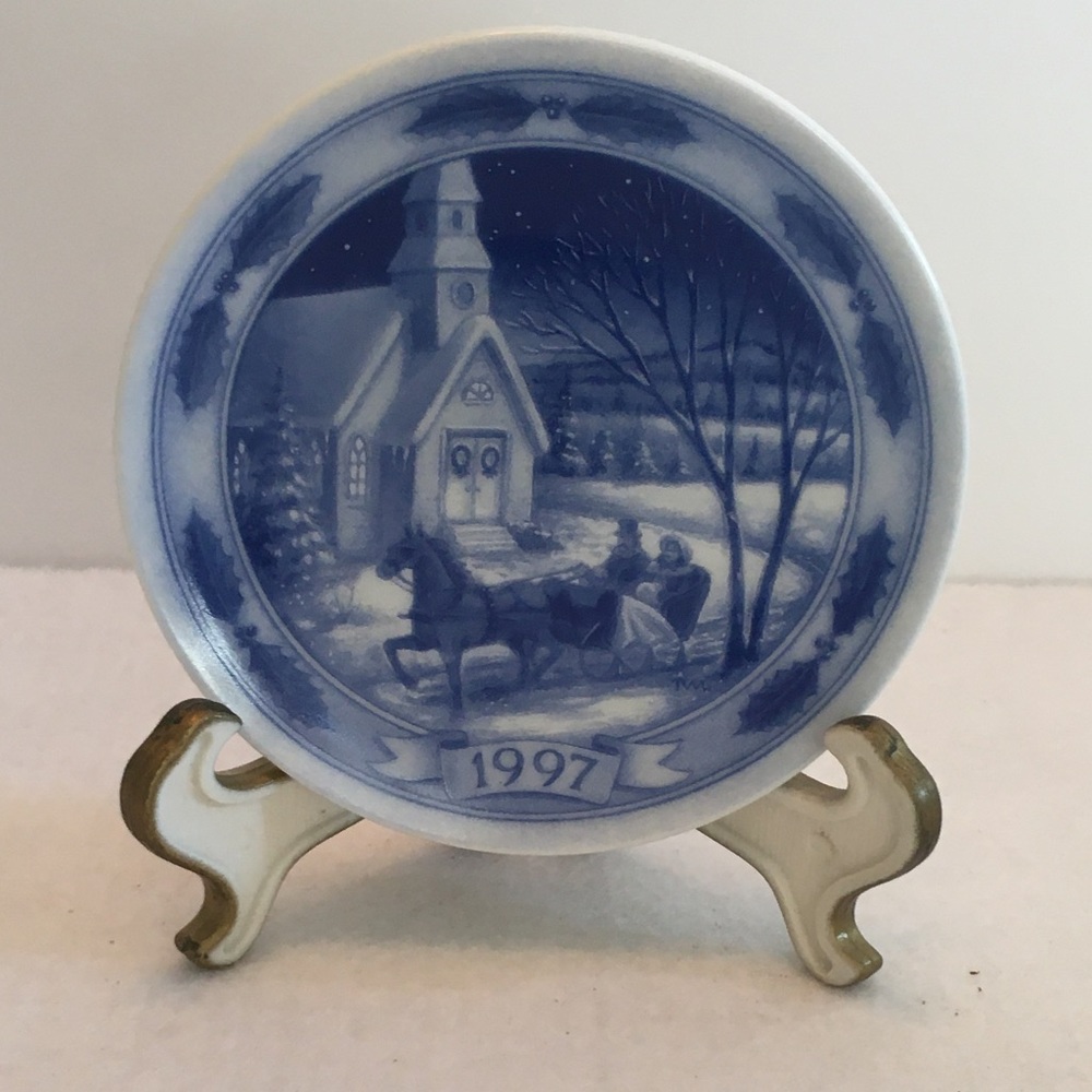 Hallmark Ornament - The Spirit of Christmas(Plate)